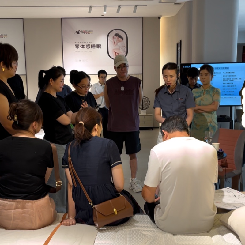 MIGEMI Exhibition Photo 5